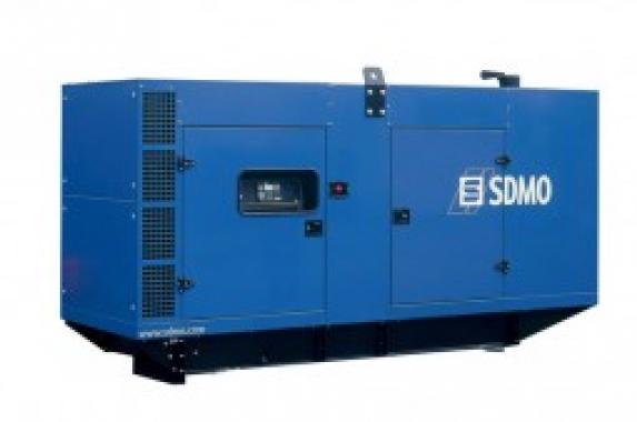 SDMO V400C2 в шумозащитном кожухе